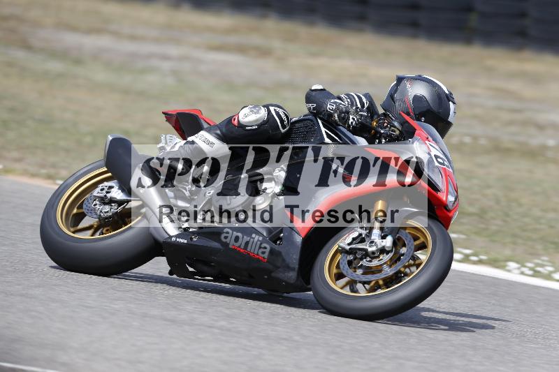 /37 09.08.2026  Pluess Motosport ADR/Freies Fahren/78